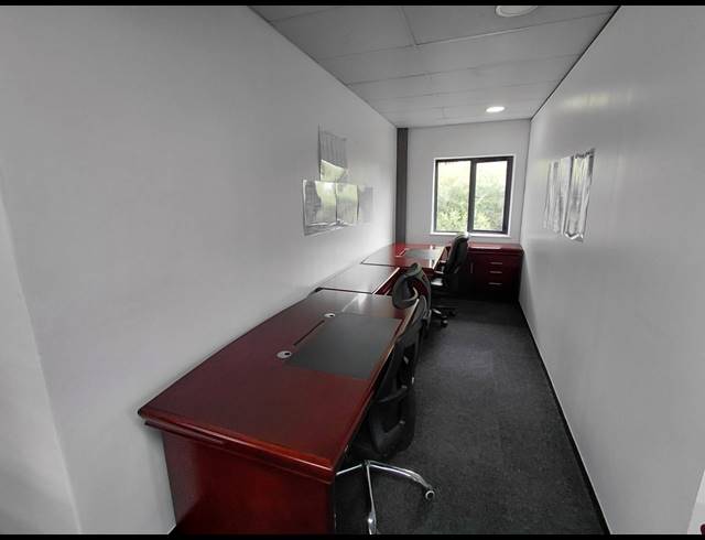 480M² OFFICE TO LET IN VORNA VALLEY